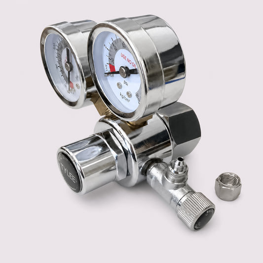 Constant Pressure CO₂ Regulator with Dual Gauges Brass