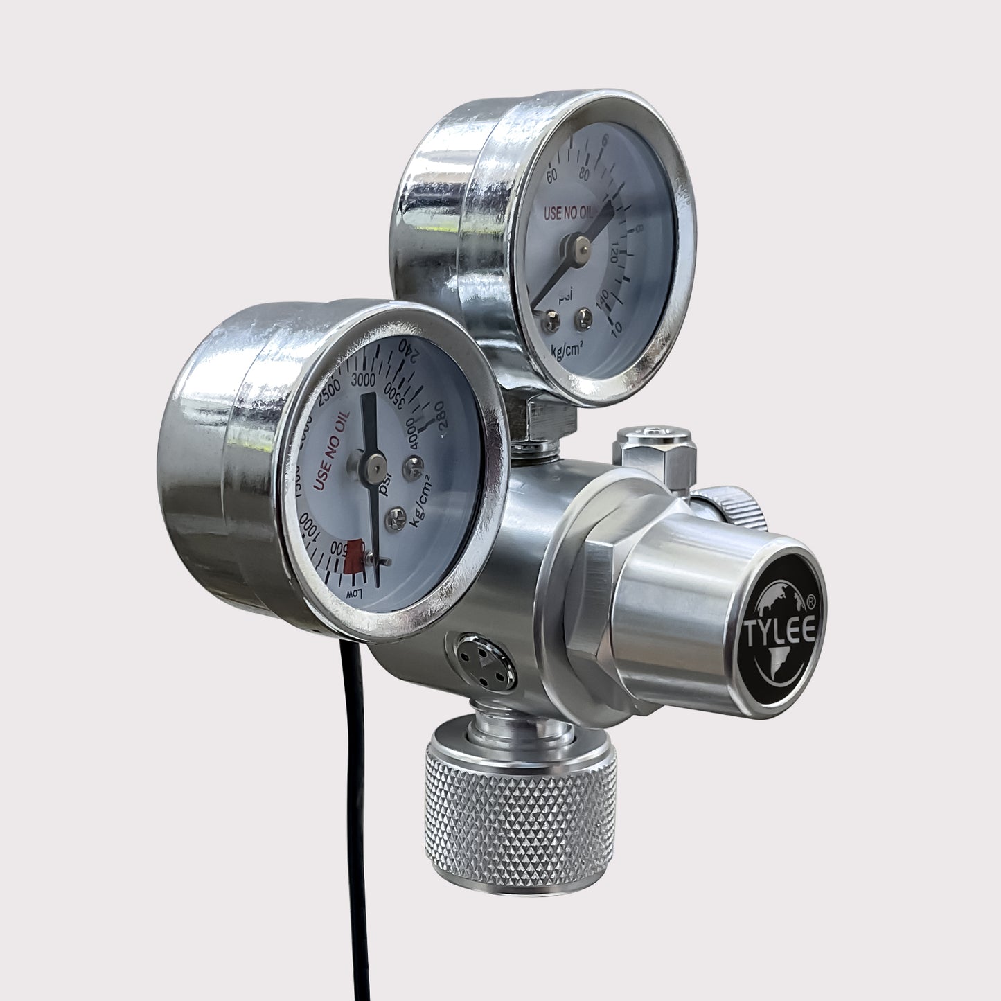 Dual Gauge CO2 Regulator with Solenoid Valve